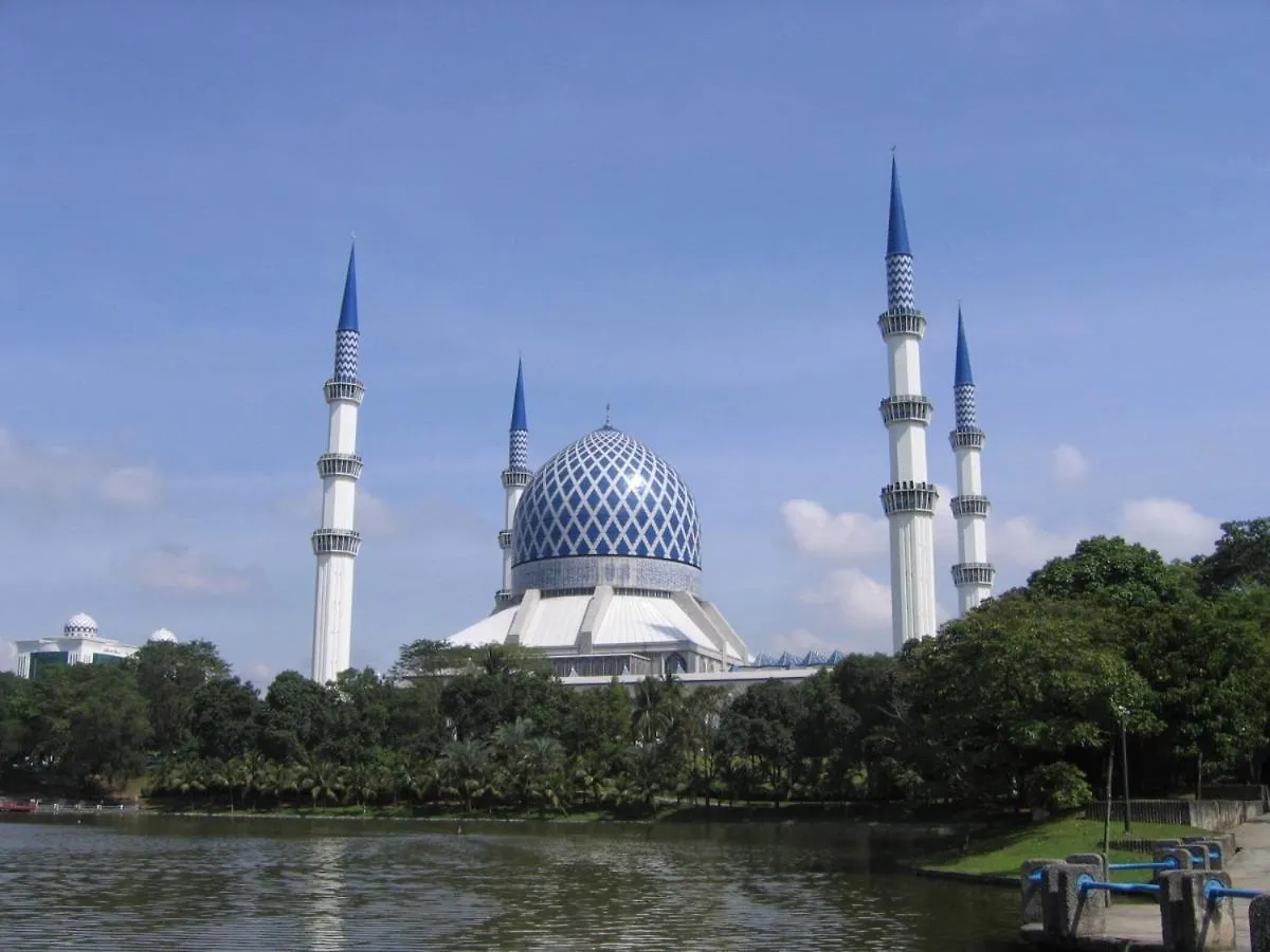 Best Hotel Shah Alam @ Uitm, I-City & Hospital 3*,